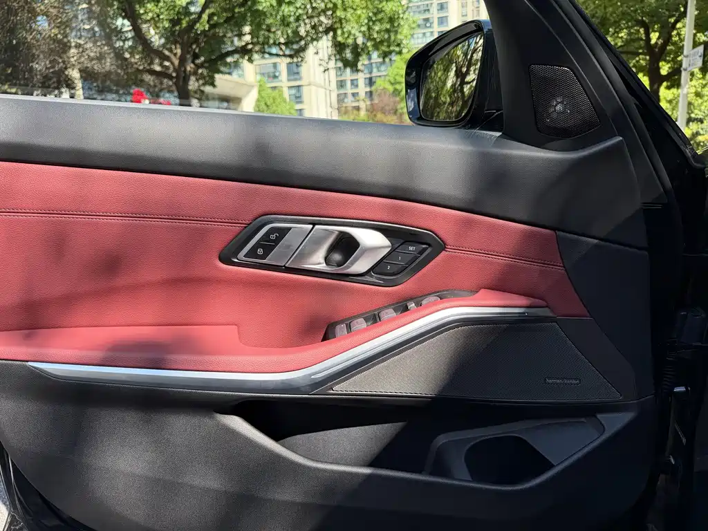 BMW 3 Series — фото 14