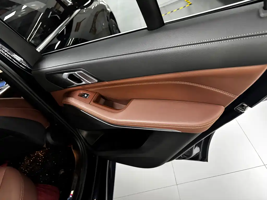 BMW X5 (Import) — фото 14