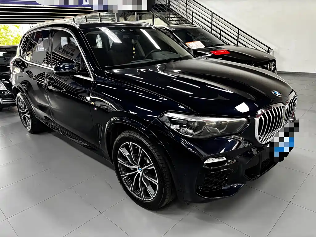 BMW X5 (Import) — фото 3