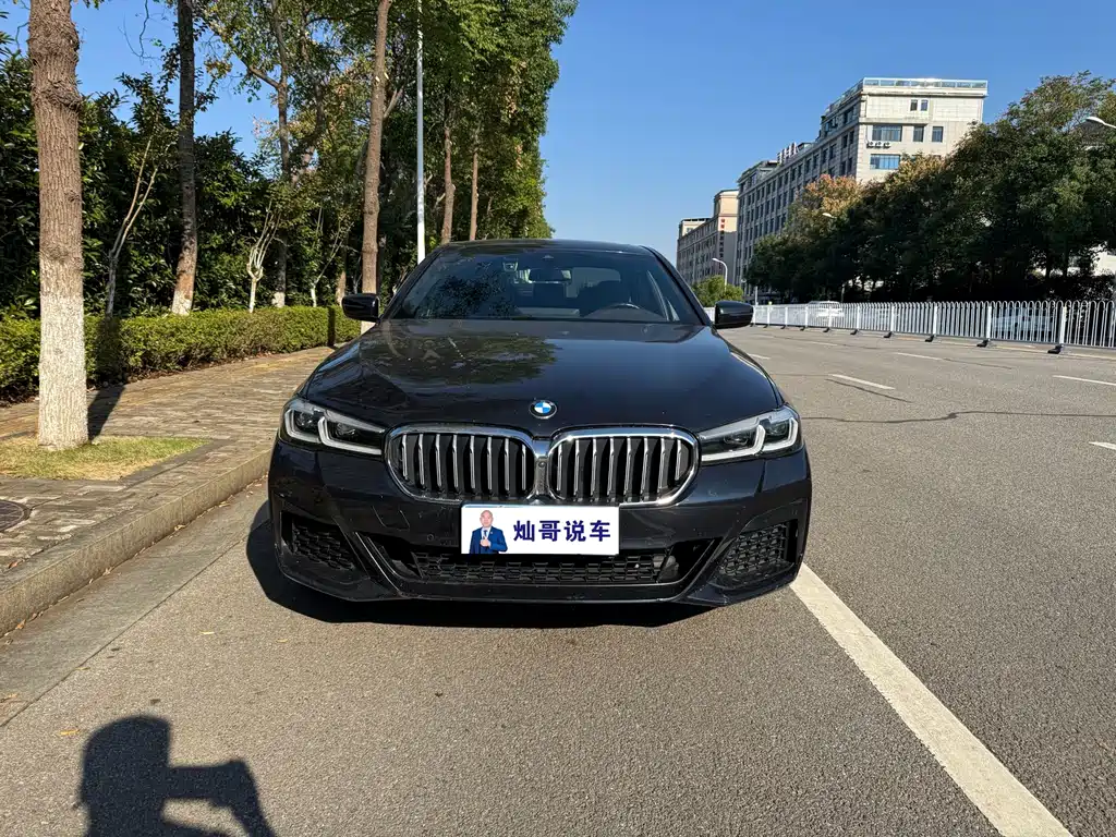 BMW 5 Series — фото 2