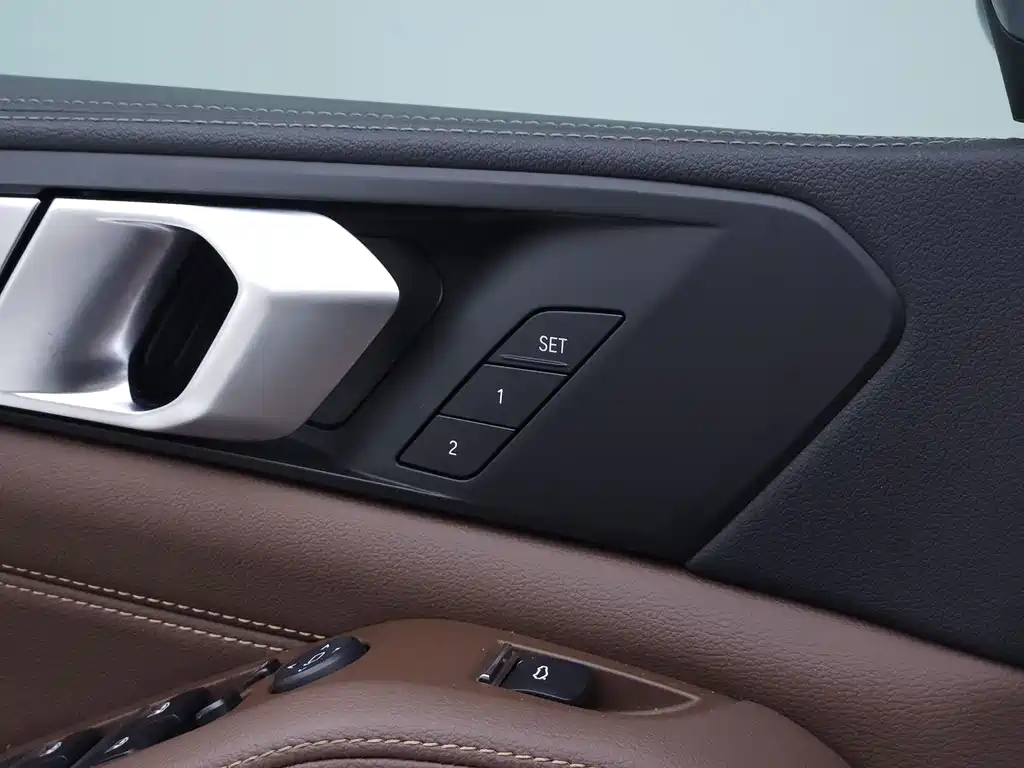 BMW X5 (Import) — фото 11