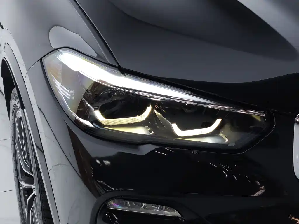 BMW X5 (Import) — фото 19