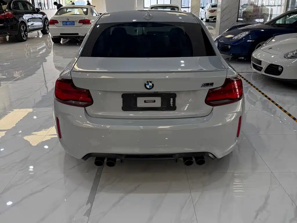 BMW M2 — фото 10