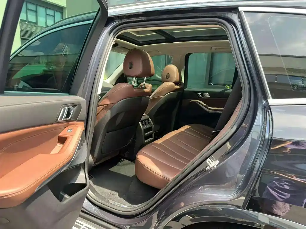 BMW X5 (Import) — фото 4