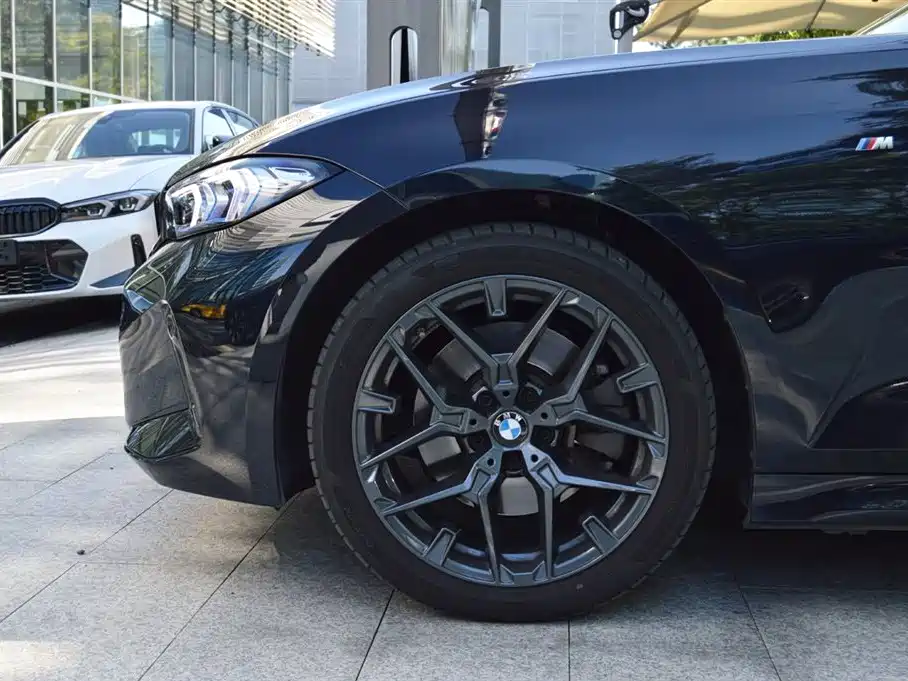 BMW 3 Series — фото 14
