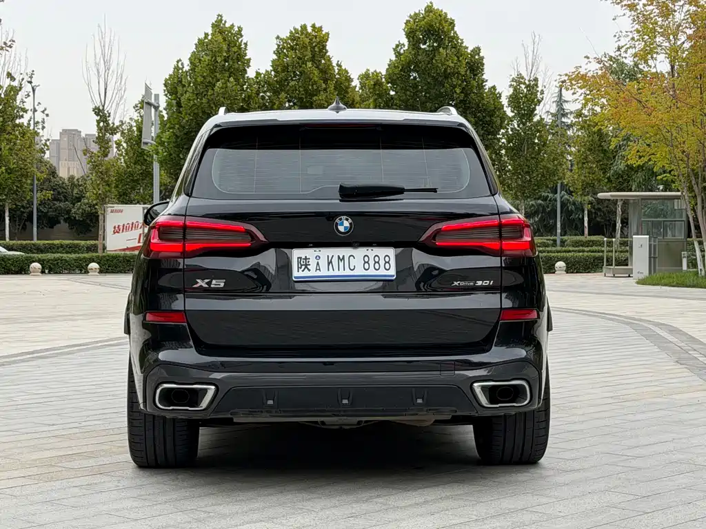 BMW X5 (Import) — фото 5