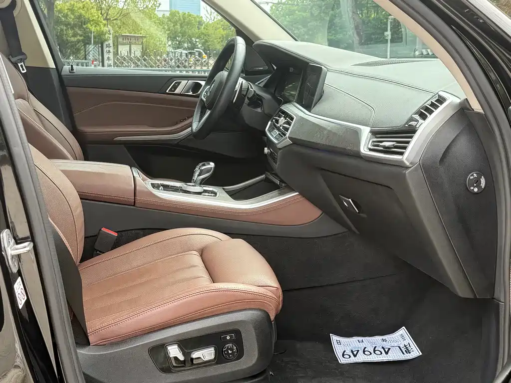 BMW X5 (Import) — фото 10