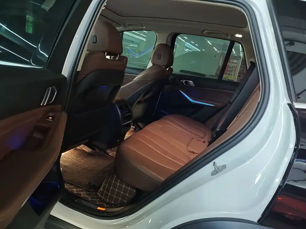 BMW X5 (Import) — фото 17
