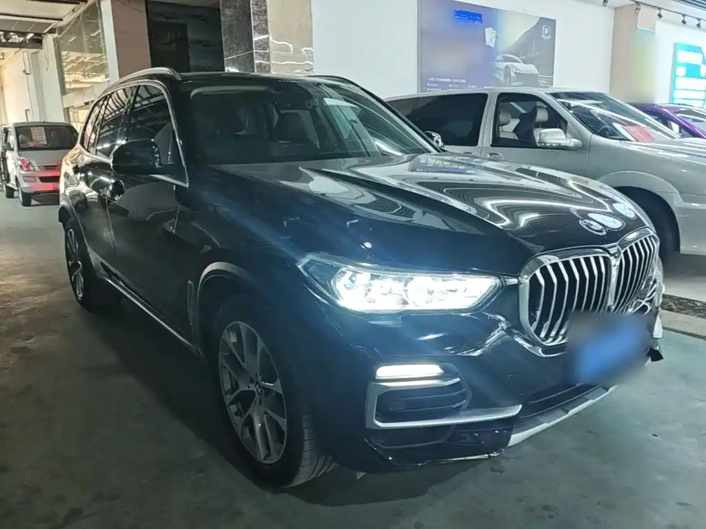 BMW X5 (Import) — фото 4