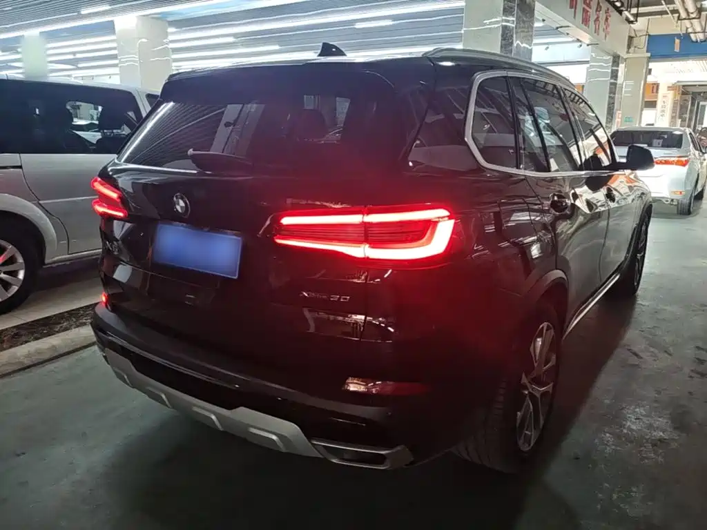 BMW X5 (Import) — фото 7