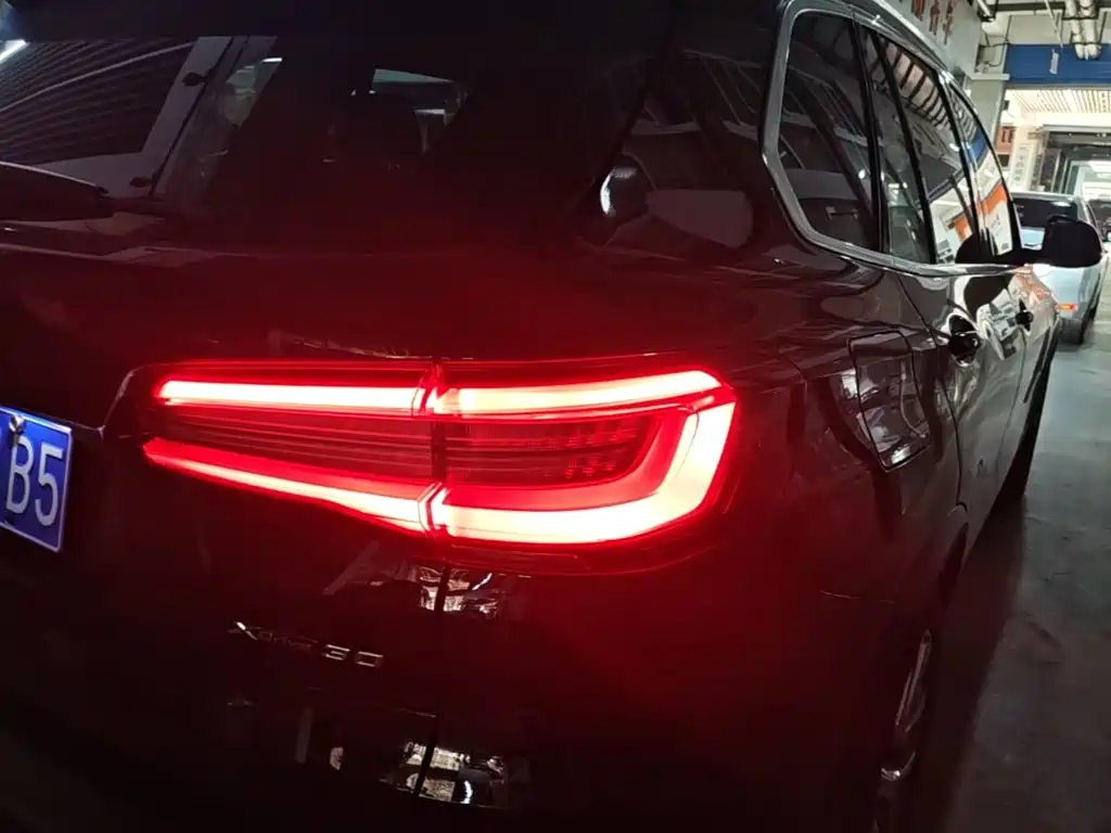 BMW X5 (Import) — фото 8