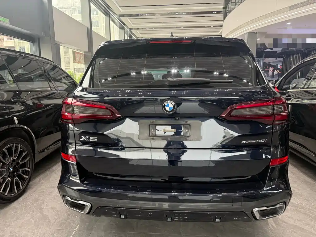 BMW X5 (Import) — фото 9