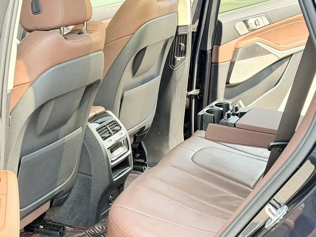 BMW X5 (Import) — фото 6