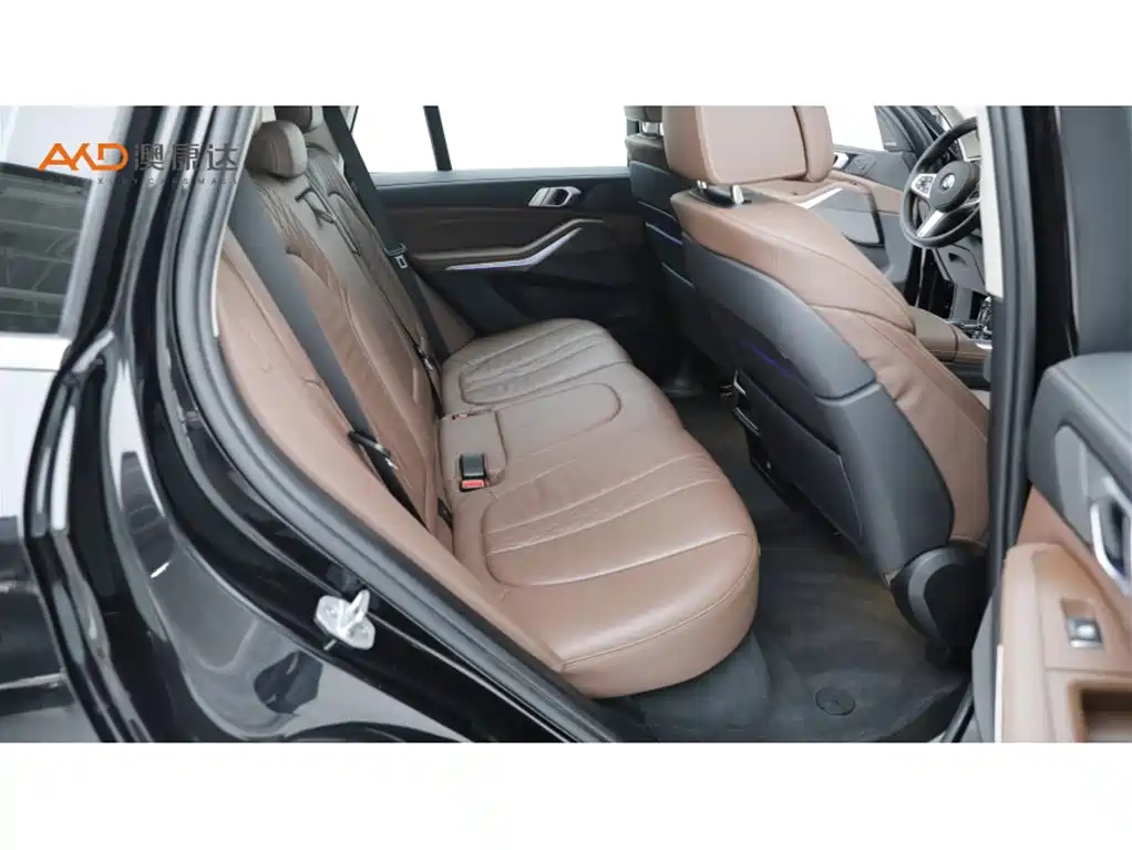 BMW X5 (Import) — фото 8