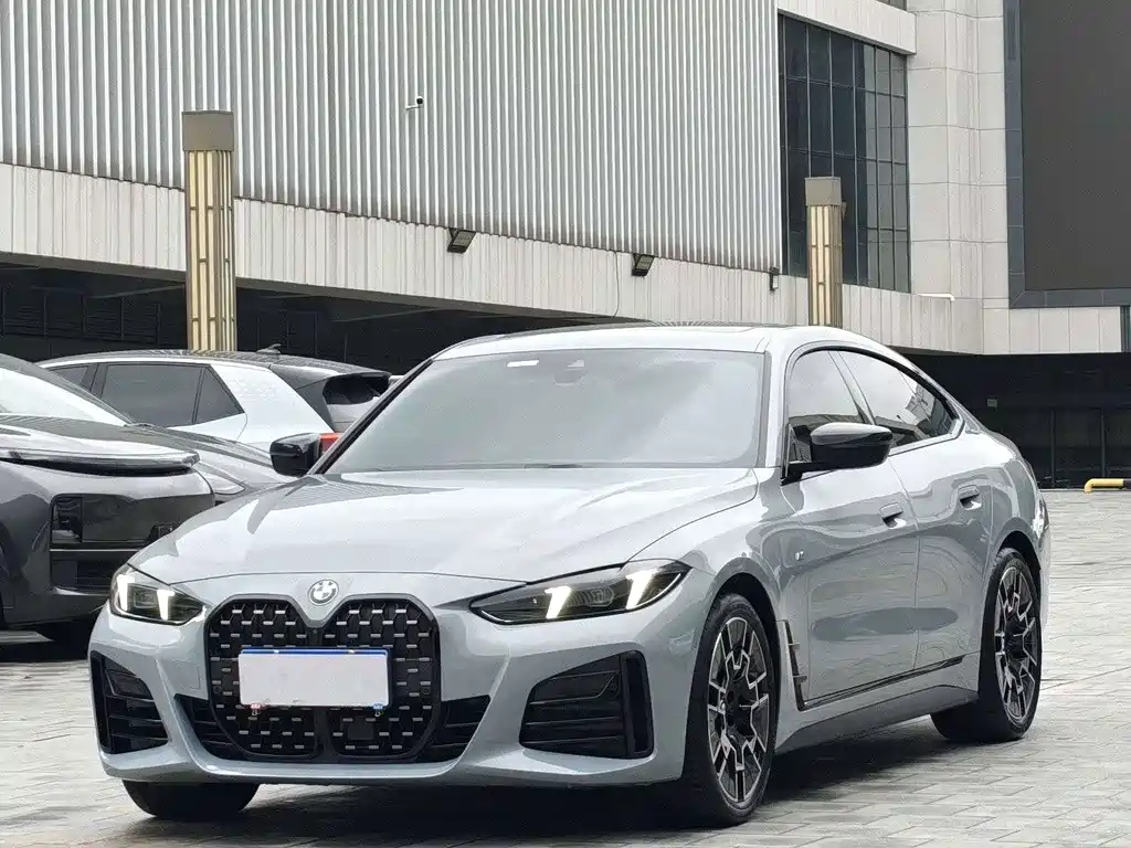 BMW 4 Series — фото 1