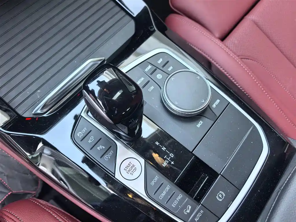 BMW X4 — фото 14