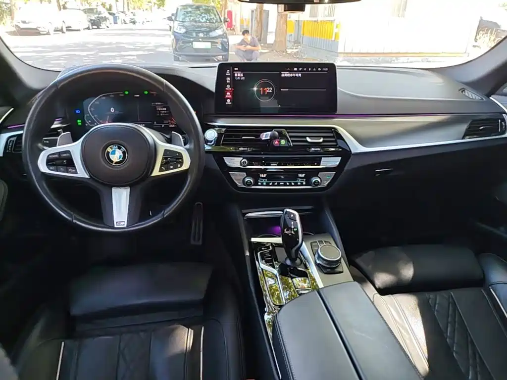 BMW 5 Series (Import) — фото 10