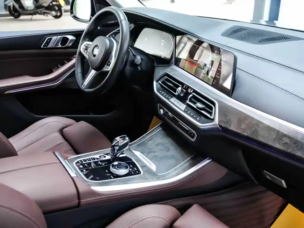 BMW X5 (Import) — фото 7