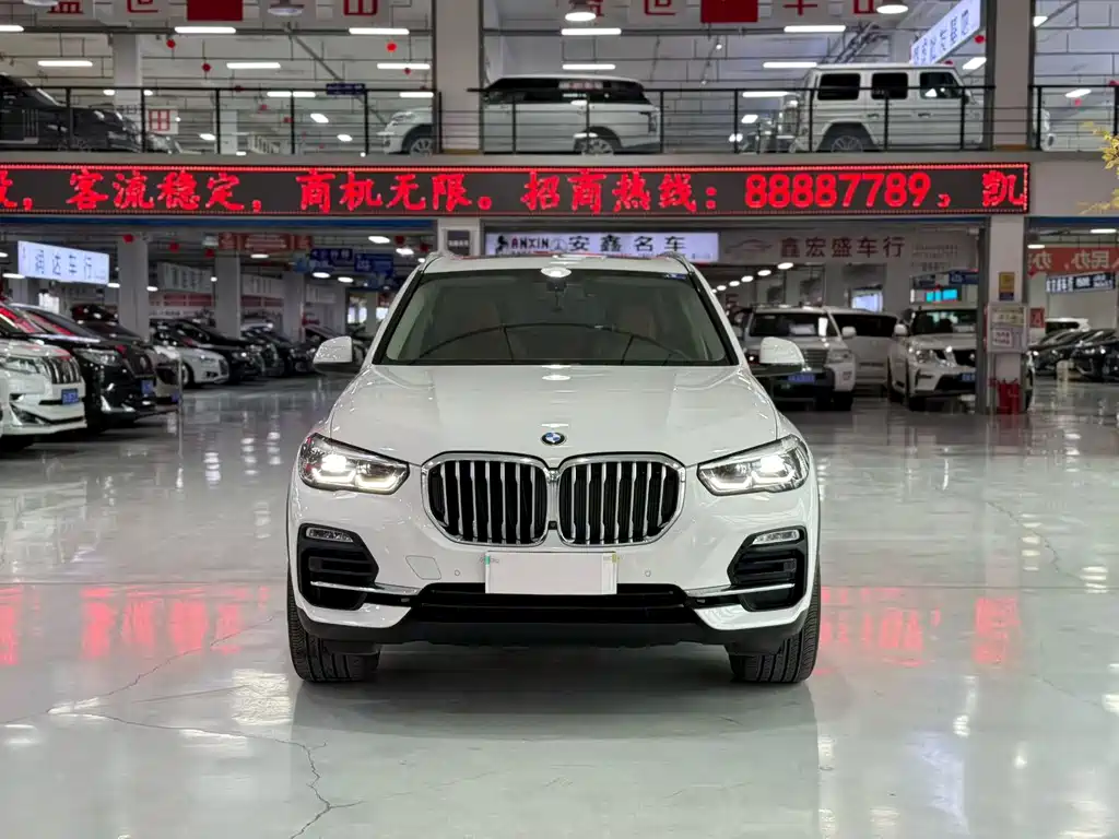 BMW X5 (Import) — фото 2