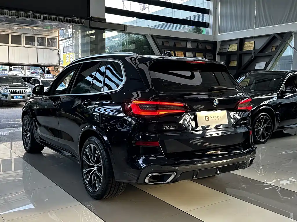 BMW X5 (Import) — фото 14