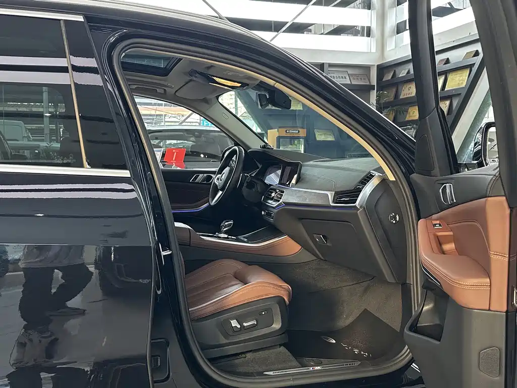 BMW X5 (Import) — фото 10