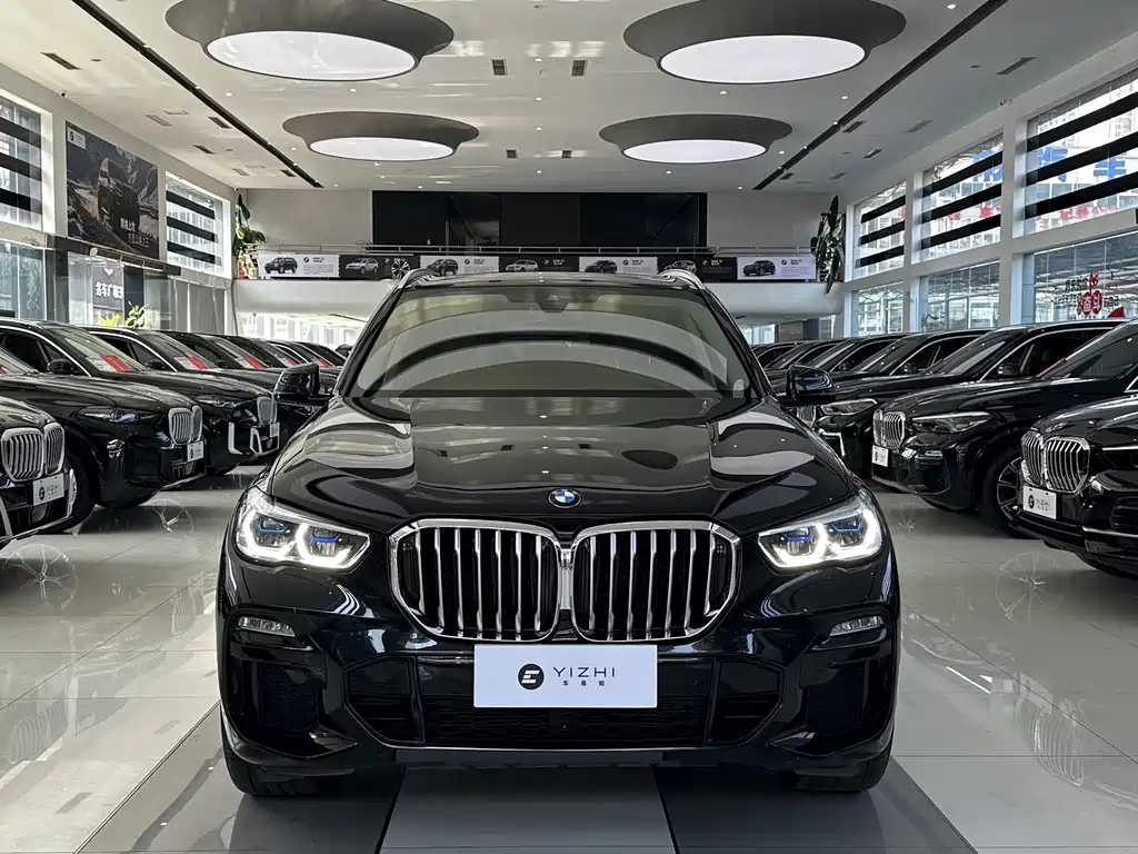 BMW X5 (Import) — фото 2