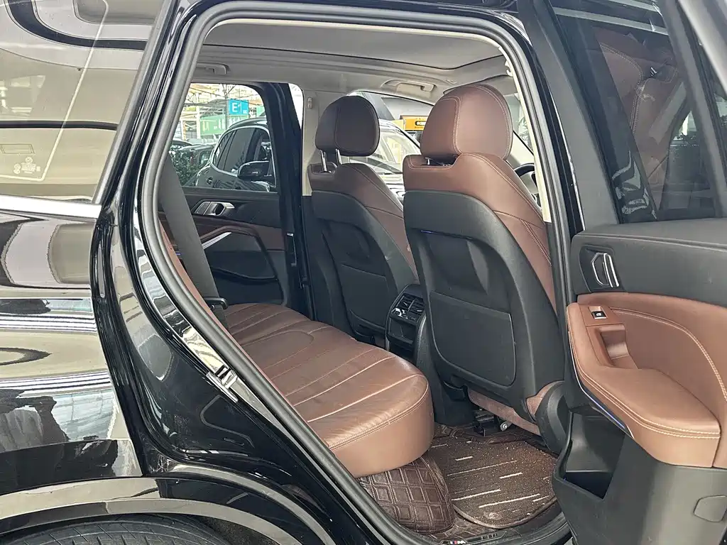 BMW X5 (Import) — фото 9