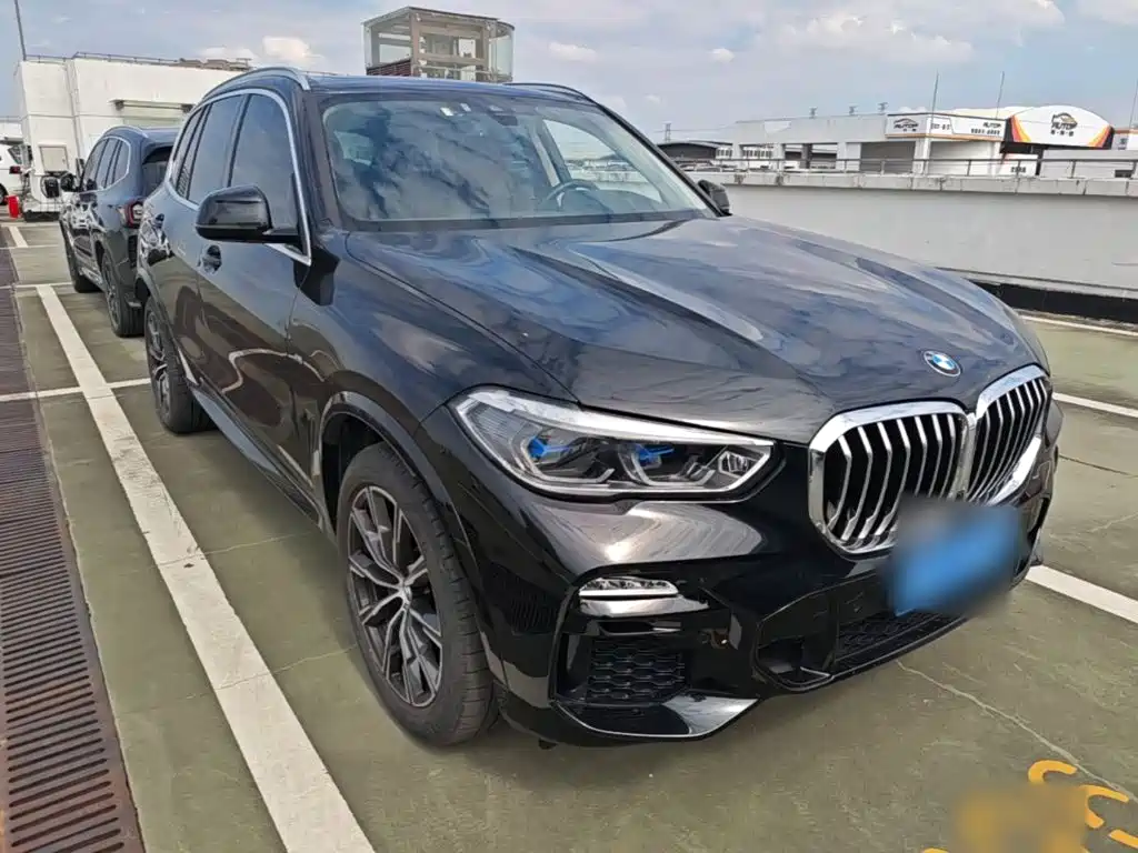 BMW X5 (Import) — фото 4