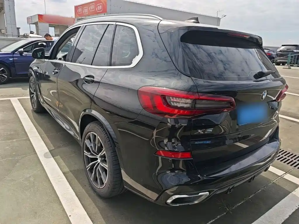 BMW X5 (Import) — фото 5