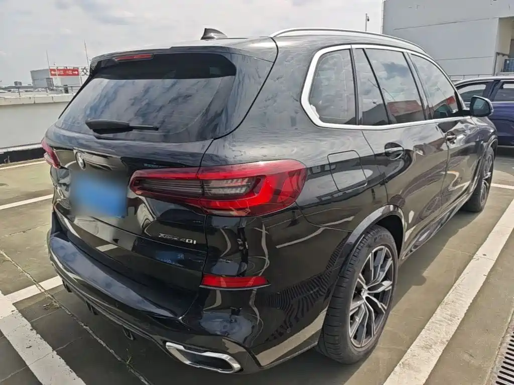 BMW X5 (Import) — фото 7