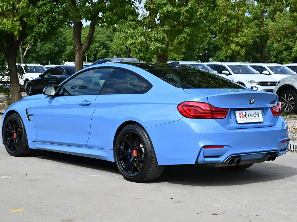 BMW M4 — фото 3