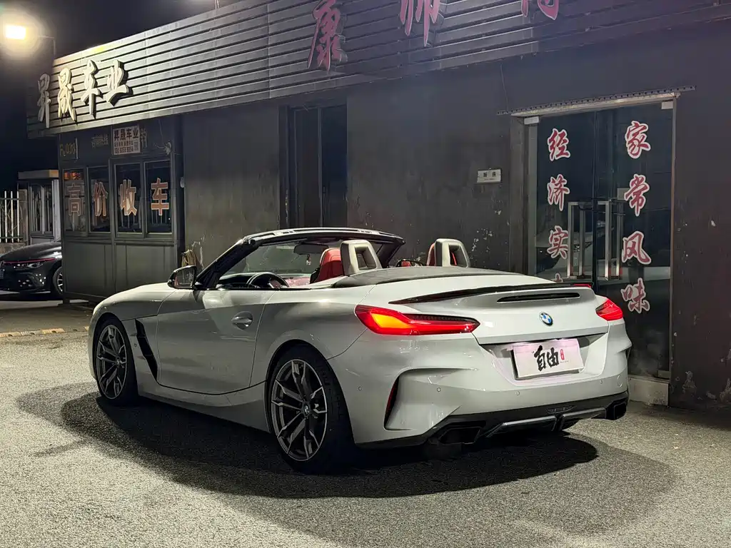 BMW Z4 — фото 4