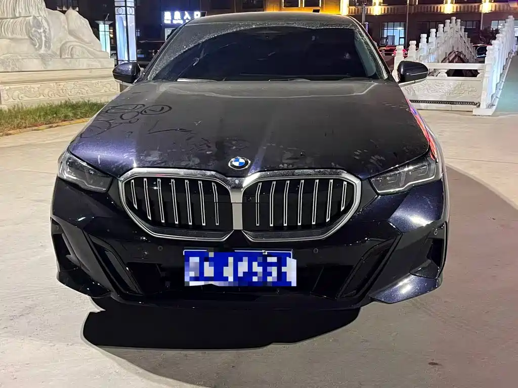 BMW 5 Series — фото 2