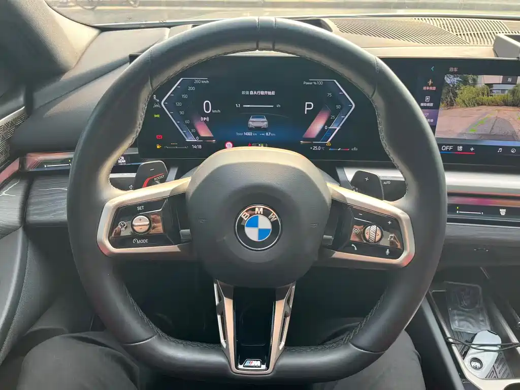 BMW 5 Series — фото 27