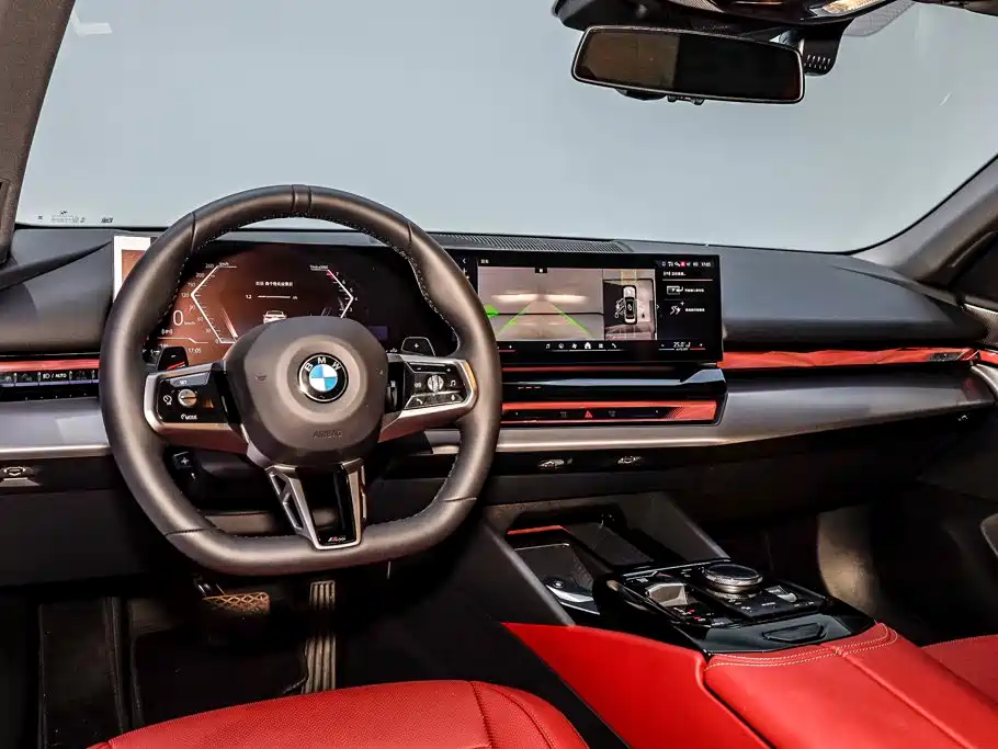 BMW 5 Series — фото 22
