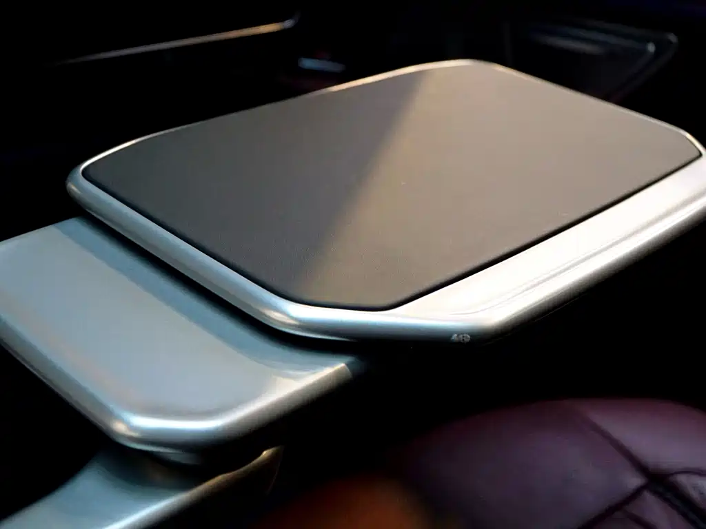 BMW 7 Series — фото 17