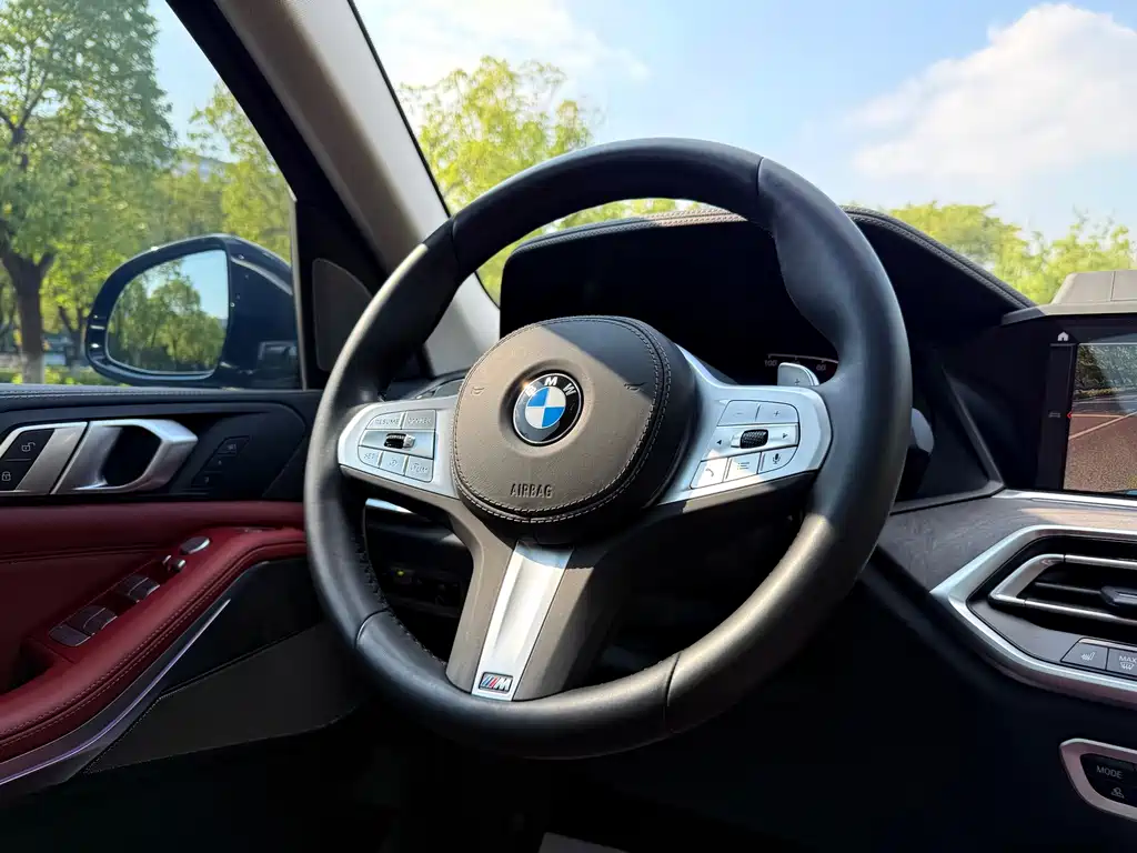 BMW X5 — фото 23