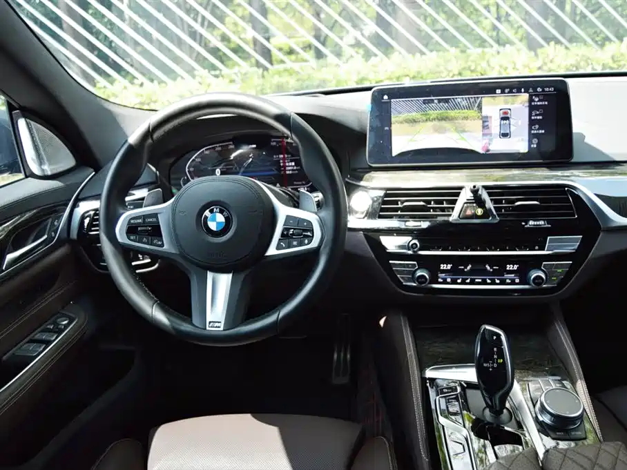 BMW 6 Series GT — фото 14