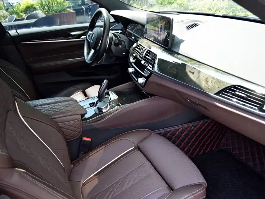 BMW 6 Series GT — фото 16