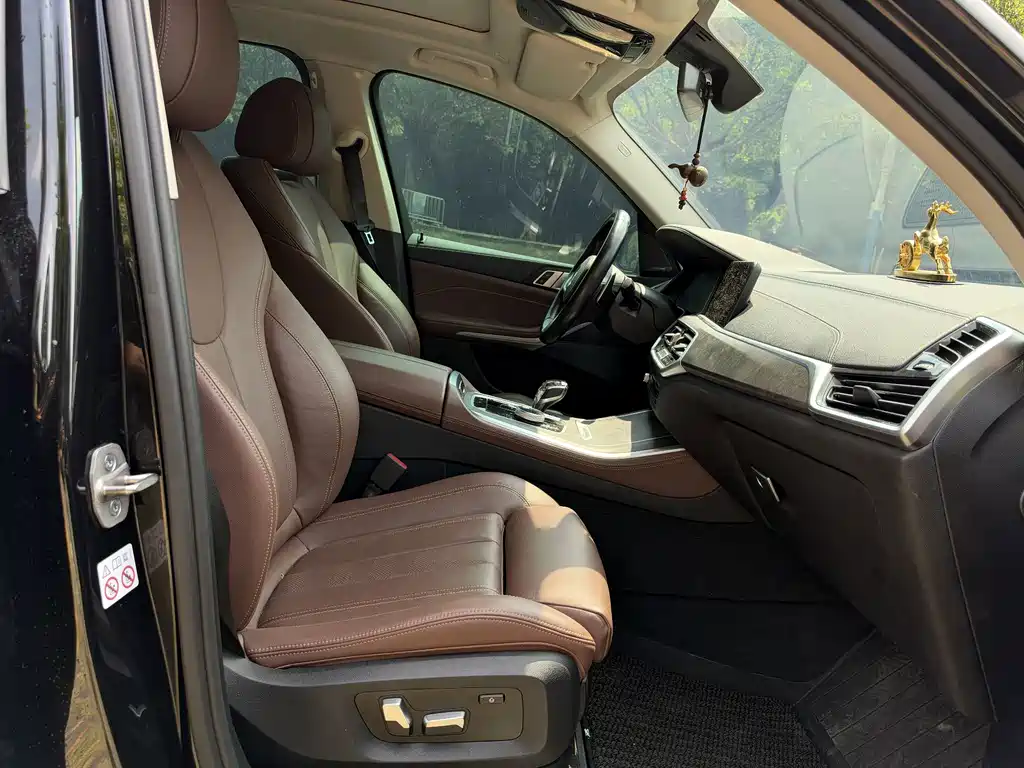 BMW X5 (Import) — фото 11