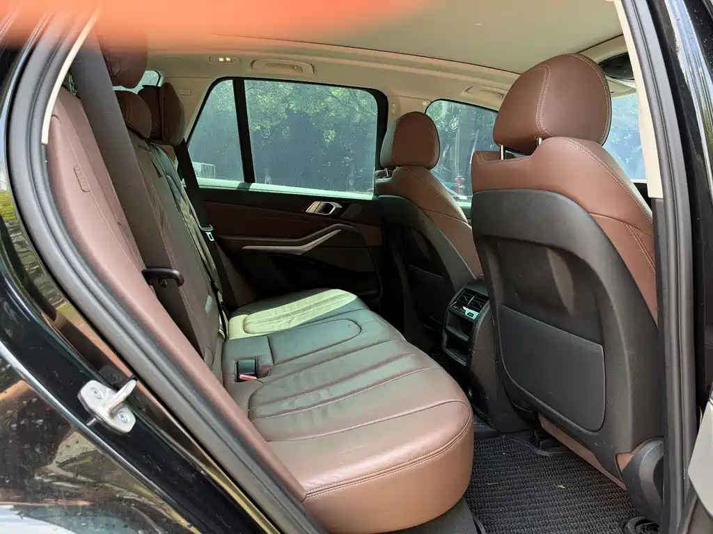 BMW X5 (Import) — фото 13