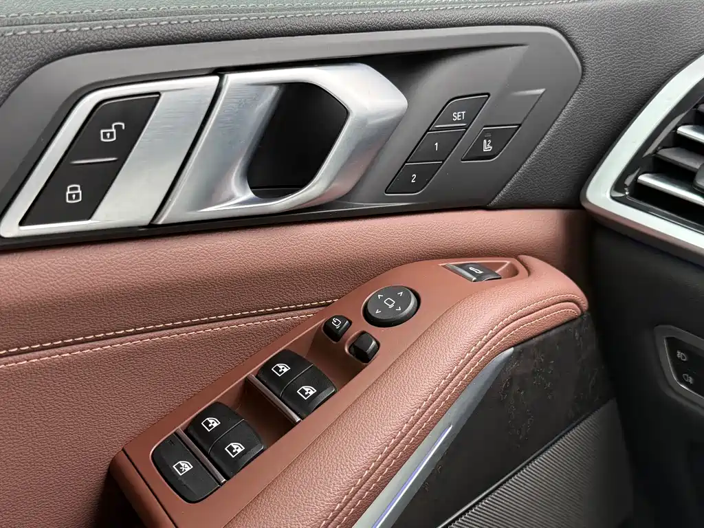 BMW X5 (Import) — фото 19