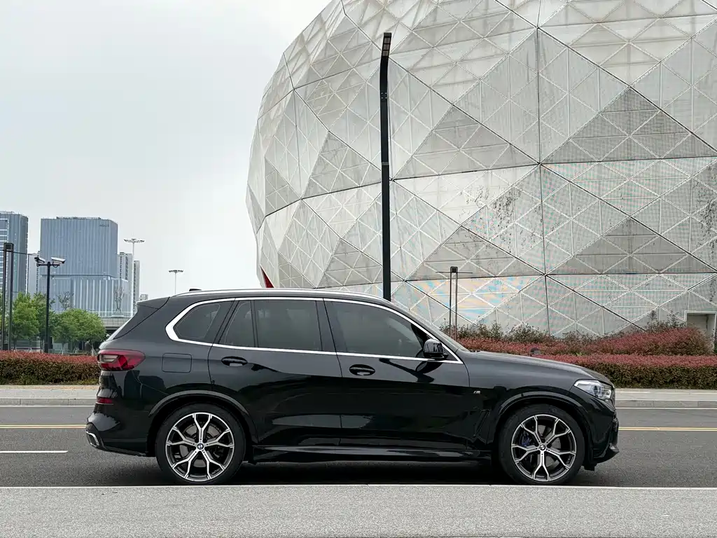 BMW X5 (Import) — фото 20