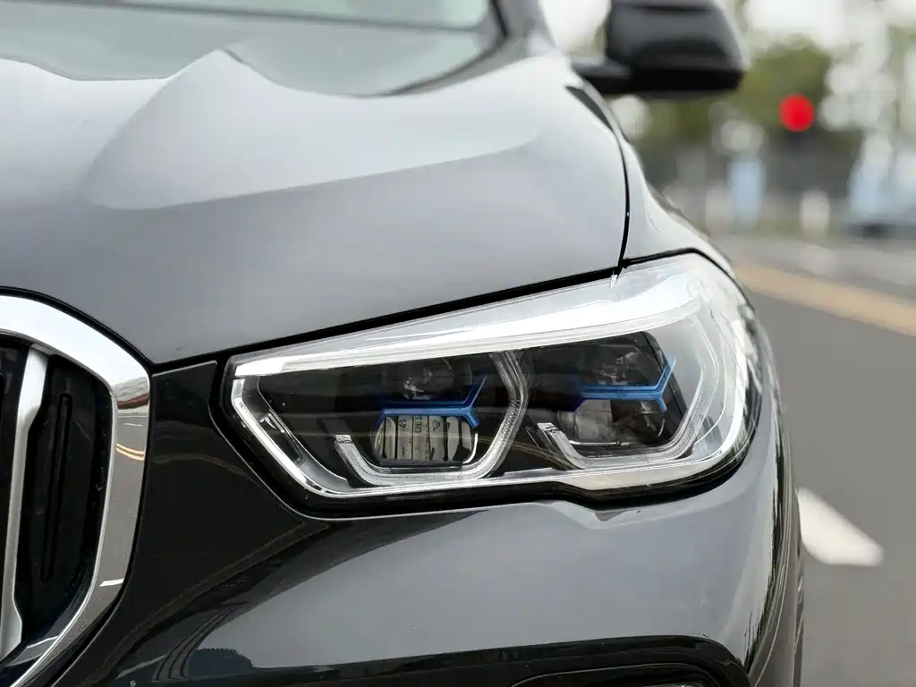 BMW X5 (Import) — фото 4