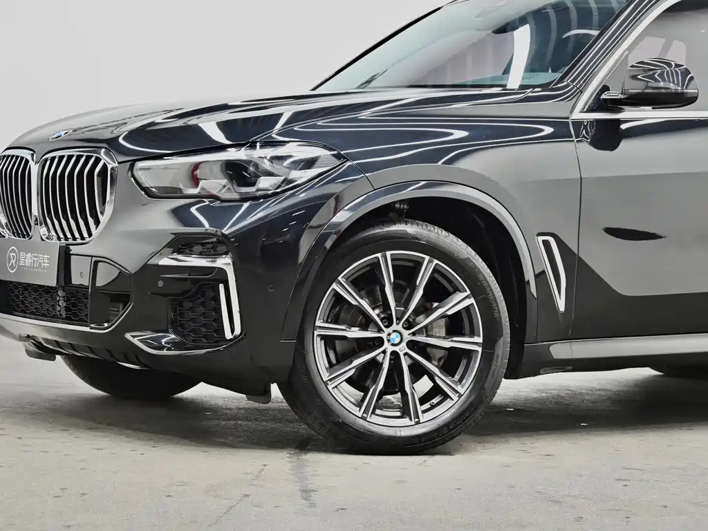 BMW X5 — фото 26