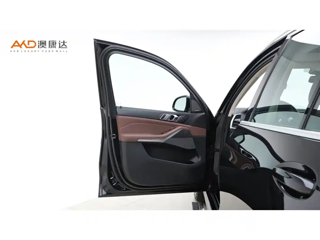 BMW X5 (Import) — фото 10