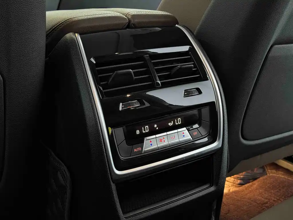 BMW X5 (Import) — фото 14