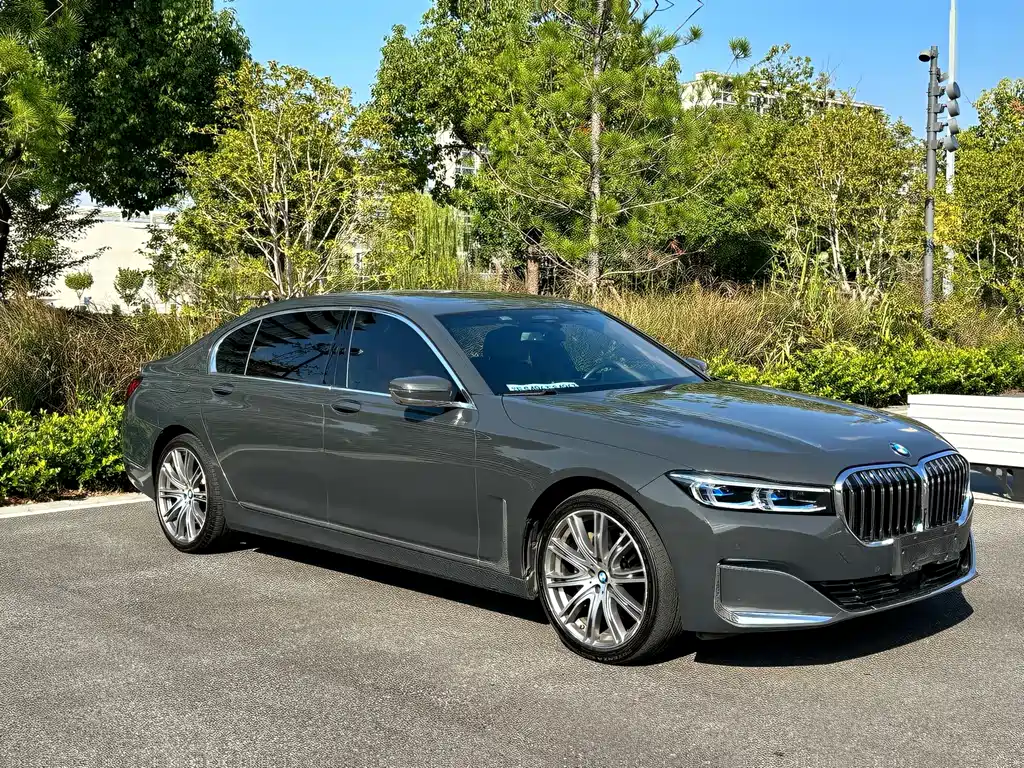 BMW 7 Series — фото 3