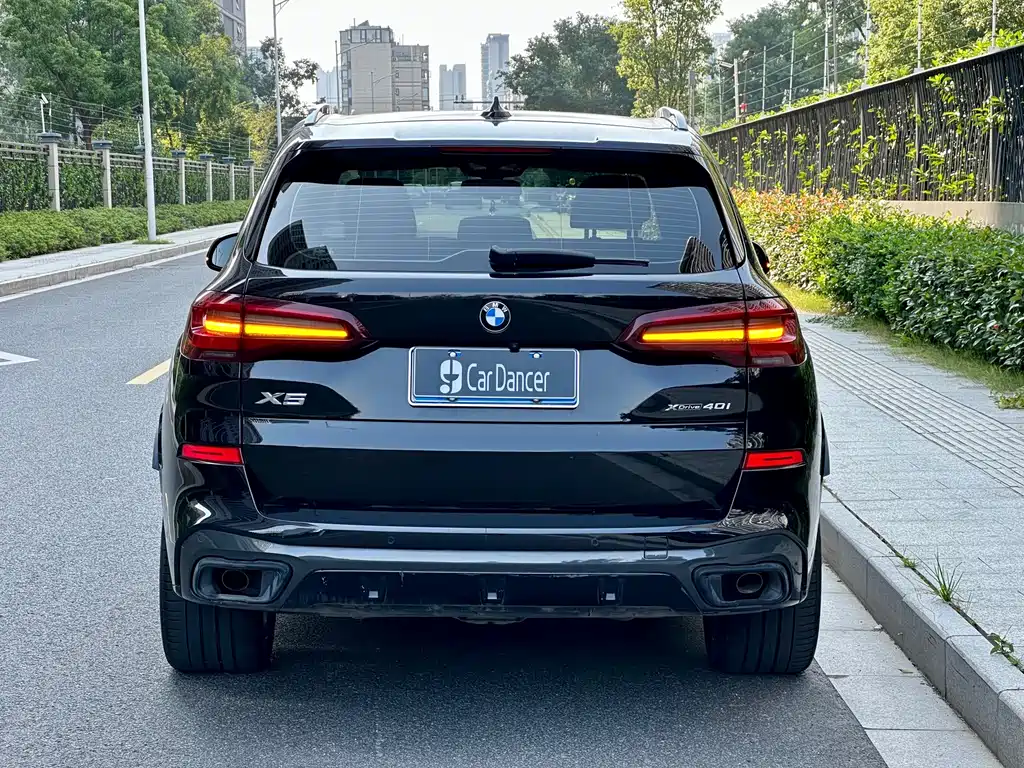 BMW X5 (Import) — фото 6