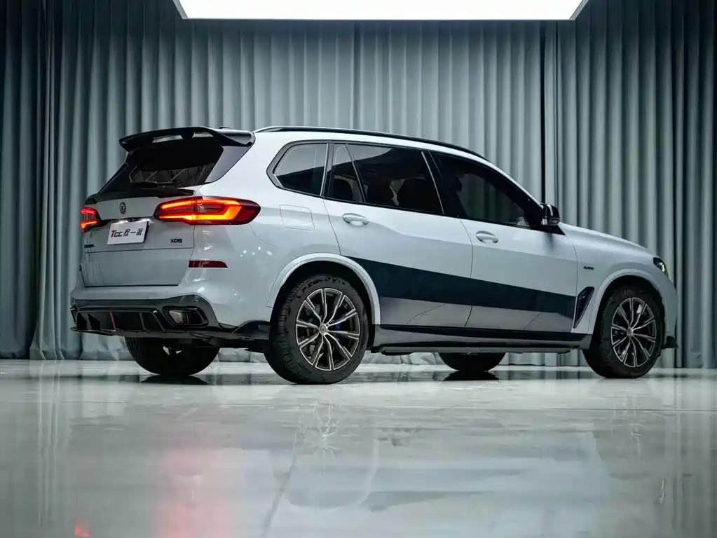 BMW X5 — фото 10